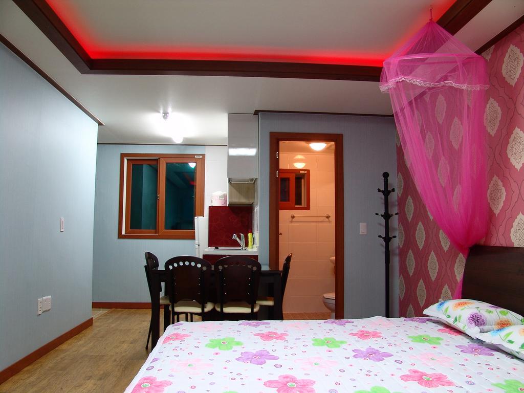 Yongdu Beach Pension بوريونغ المظهر الخارجي الصورة