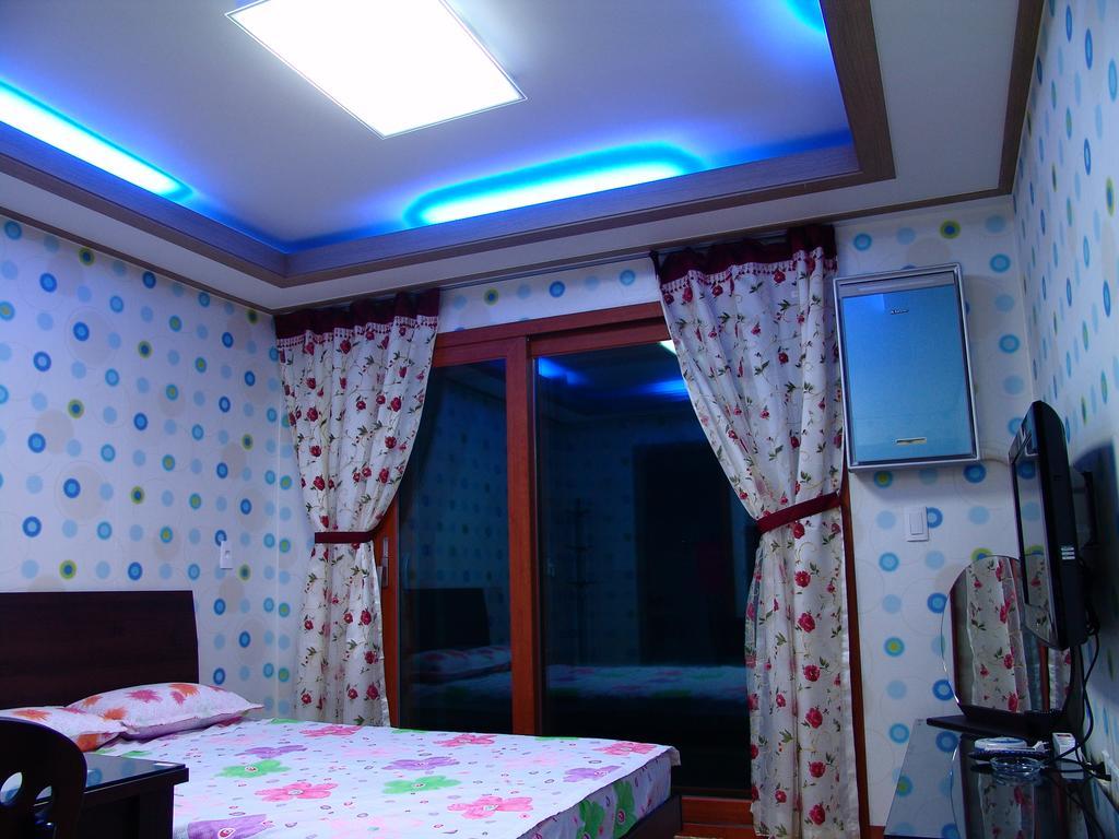Yongdu Beach Pension بوريونغ المظهر الخارجي الصورة