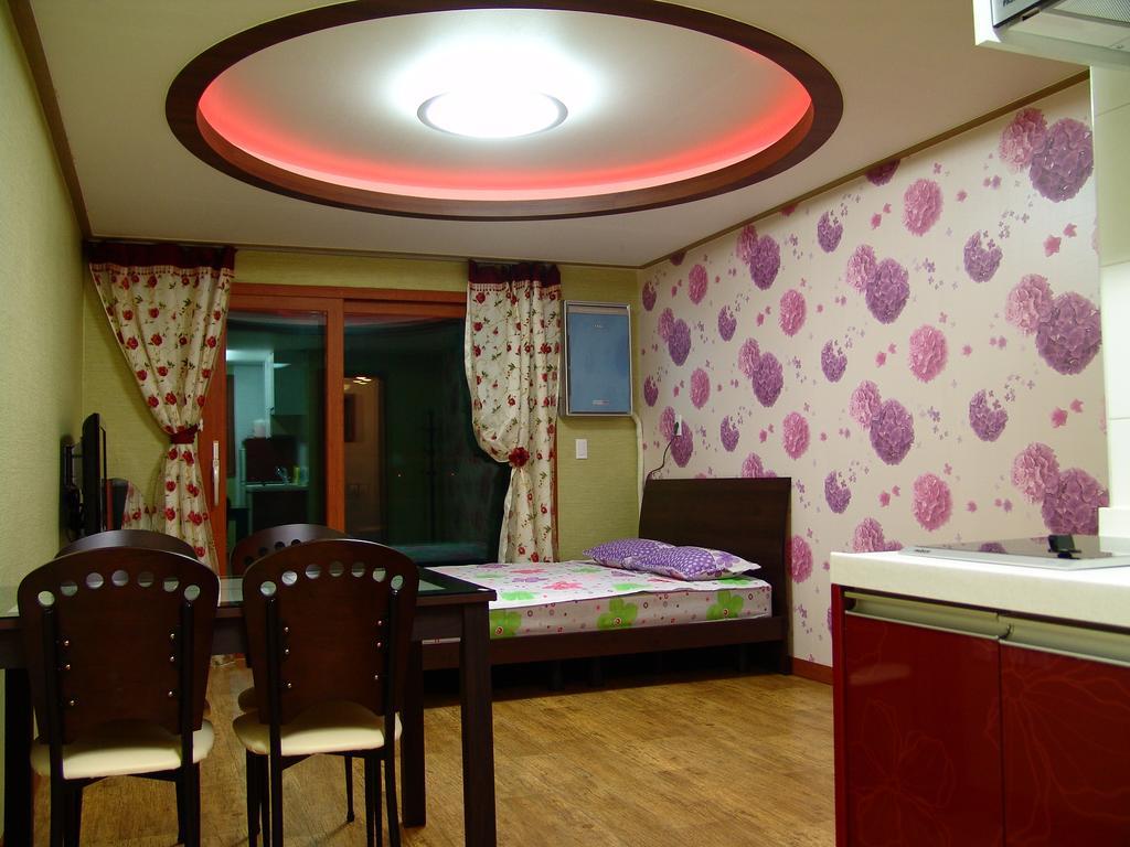 Yongdu Beach Pension بوريونغ المظهر الخارجي الصورة