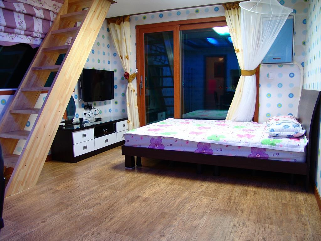 Yongdu Beach Pension بوريونغ المظهر الخارجي الصورة